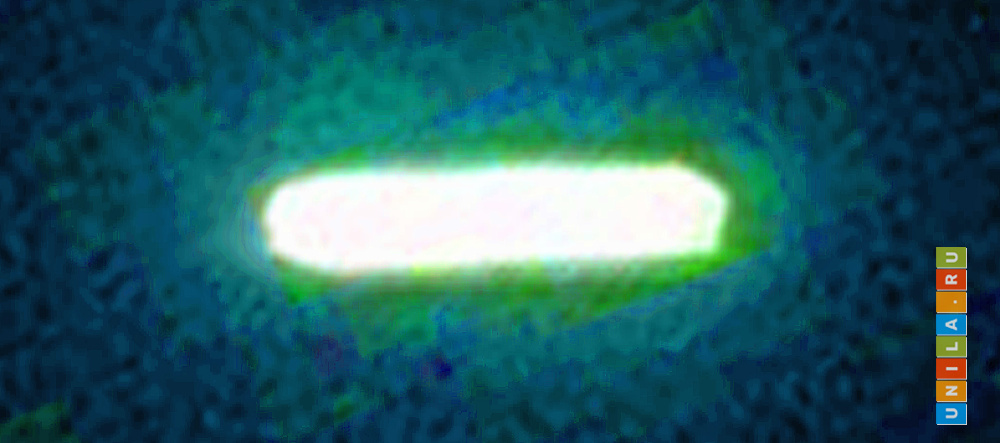 Предположительно фото кометы атлас полученное с марсохода. Зелёное свечение признак никеля, многие считают странным прямые грани сзади